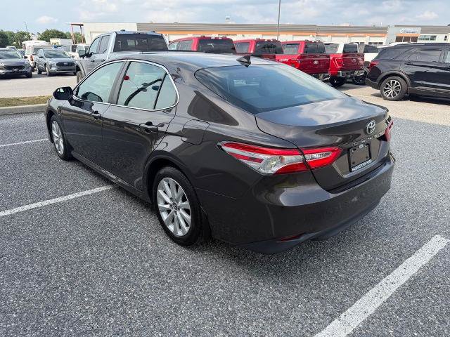 Used 2020 Toyota Camry LE FWD image 6
