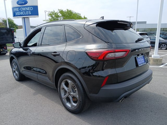 Certified 2026 Ford Escape ST-Line AWD/4WD image 5