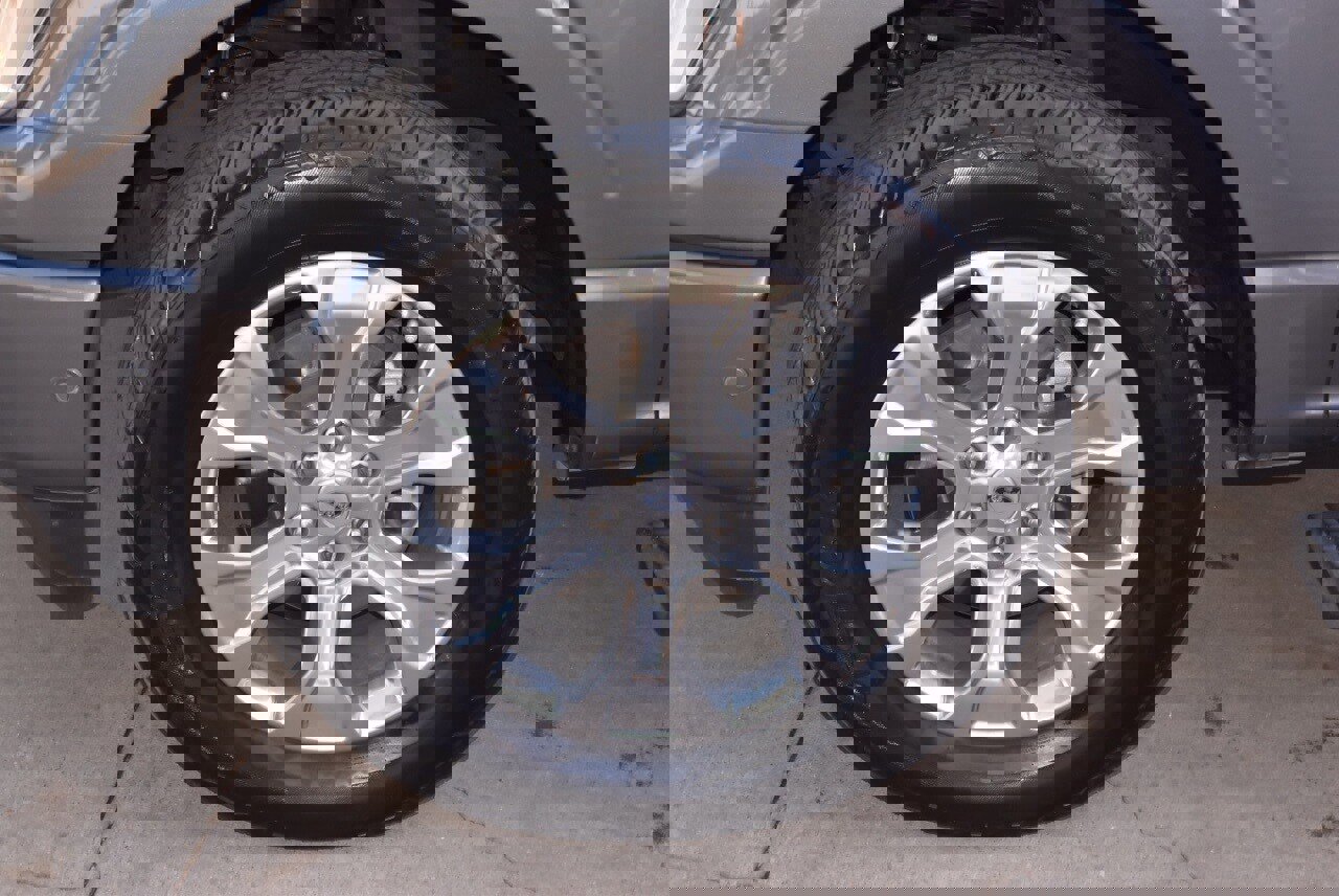 Certified 2022 Ford F150 Platinum w/ Equipment Group 701A High image 42