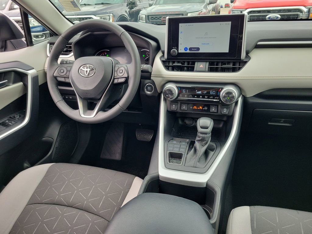 Used 2025 Toyota RAV4 XLE w/ Convenience Package AWD/4WD image 13
