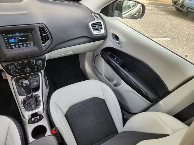 Used 2019 Jeep Compass Latitude w/ Popular Equipment Group image 14