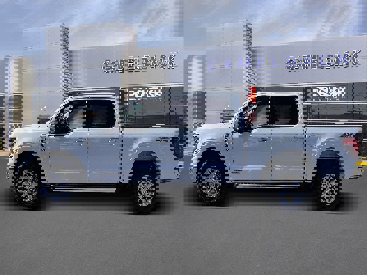 Certified 2024 Ford F150 XLT w/ Mobile Office Package image 4