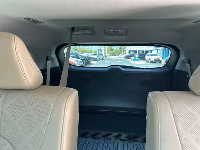 Used 2022 Toyota Highlander Platinum AWD/4WD image 14