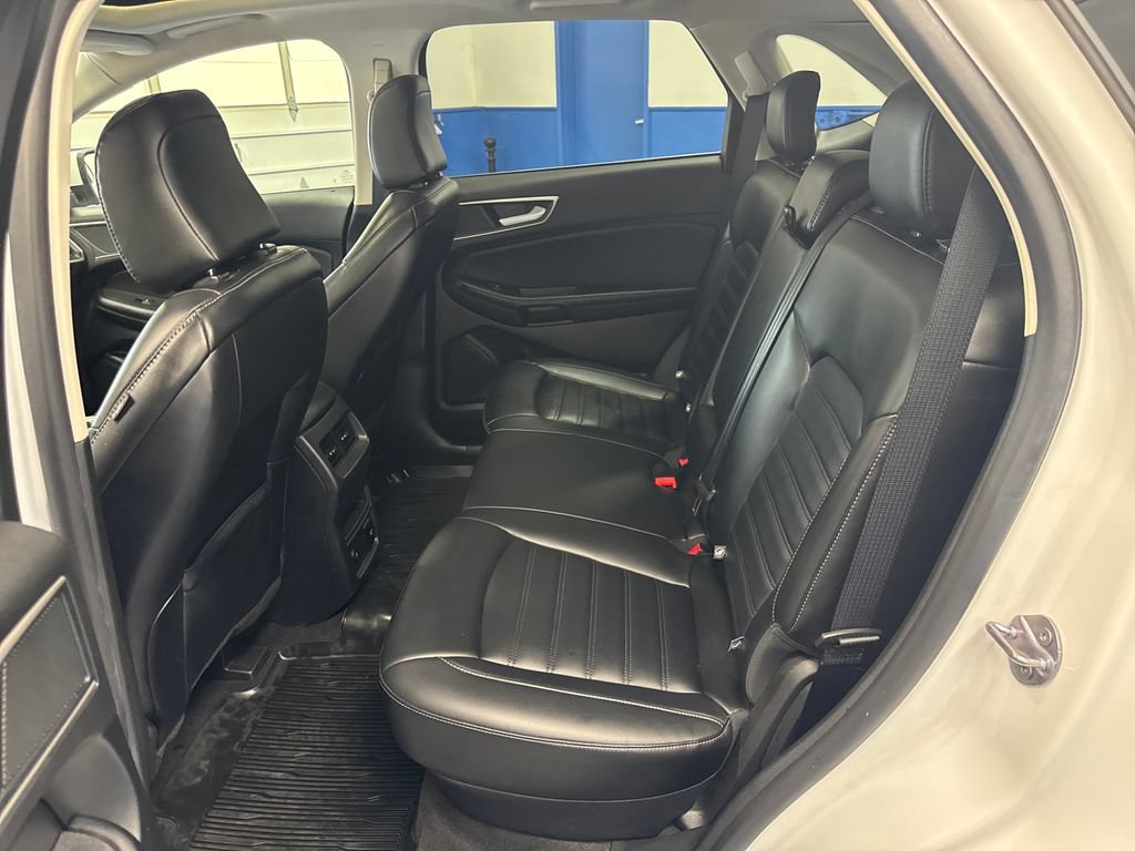 Certified 2023 Ford Edge SEL w/ Convenience Package AWD/4WD image 28