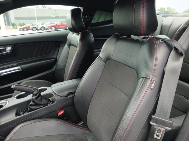 Certified 2019 Ford Mustang GT Premium w/ California Special Package RWD image 20