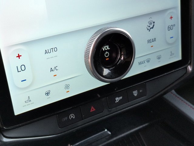 Certified 2024 Ford Expedition Limited image 25