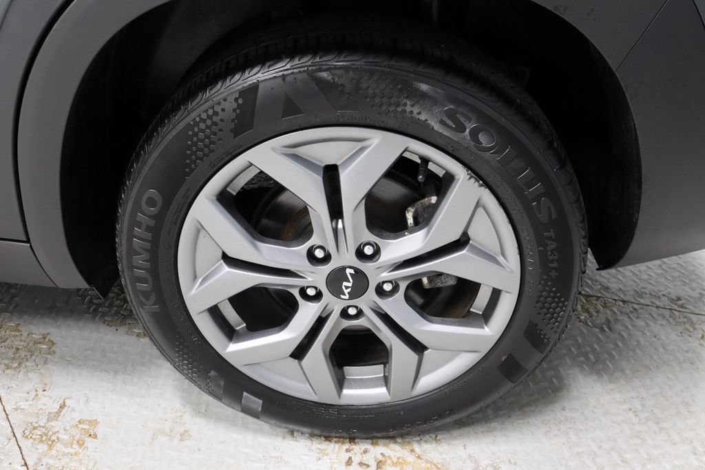 Used 2024 Kia Seltos S AWD/4WD image 20