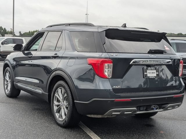Certified 2022 Ford Explorer XLT w/ Equipment Group 202A RWD image 5