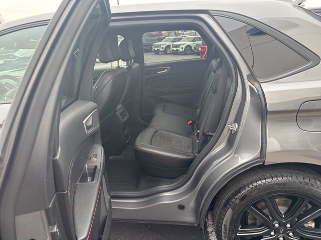 Certified 2024 Ford Edge ST-Line image 28