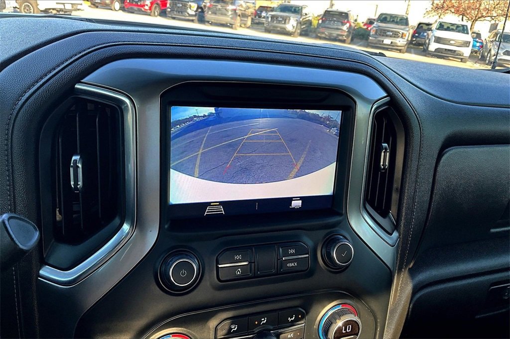 Used 2022 Chevrolet Silverado 1500 LT Trail Boss w/ Bed Protection Package image 22