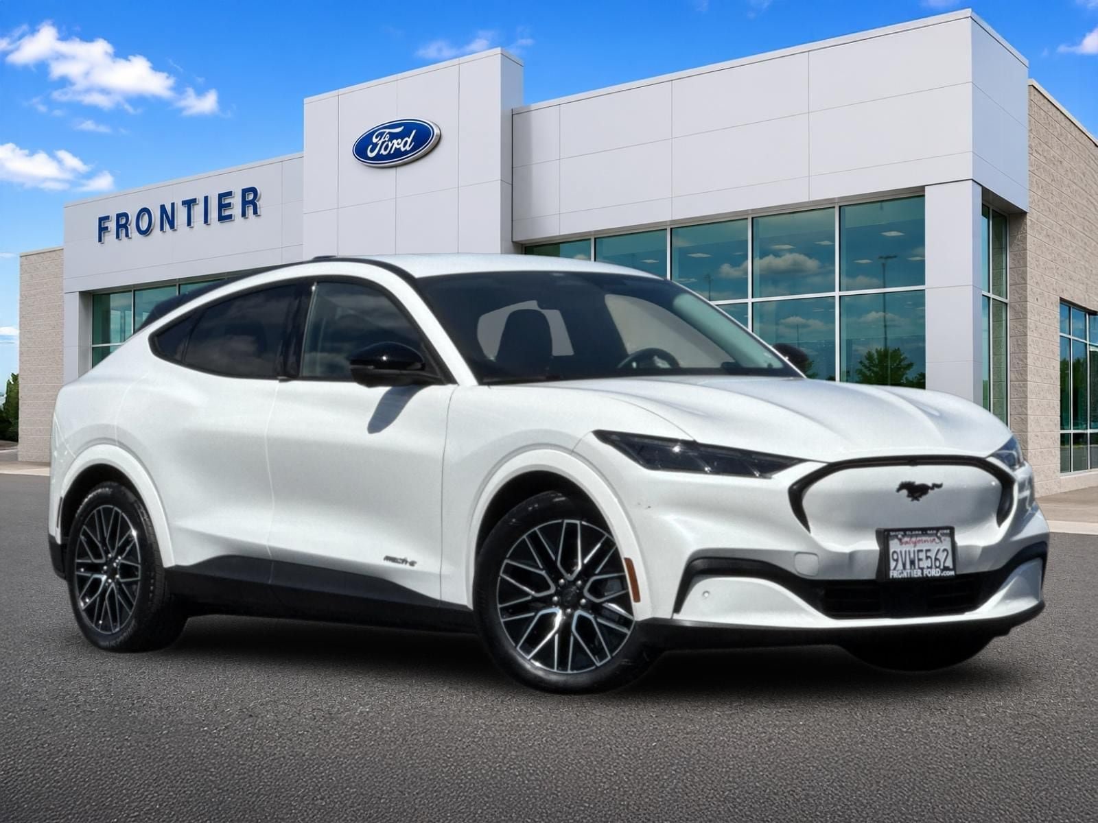 Certified 2025 Ford Mustang Mach-E Premium RWD image 1