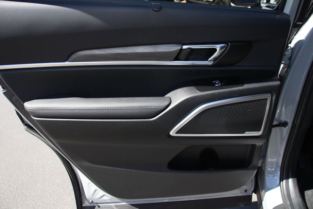 Used 2023 Kia Telluride EX X-Line AWD/4WD image 21