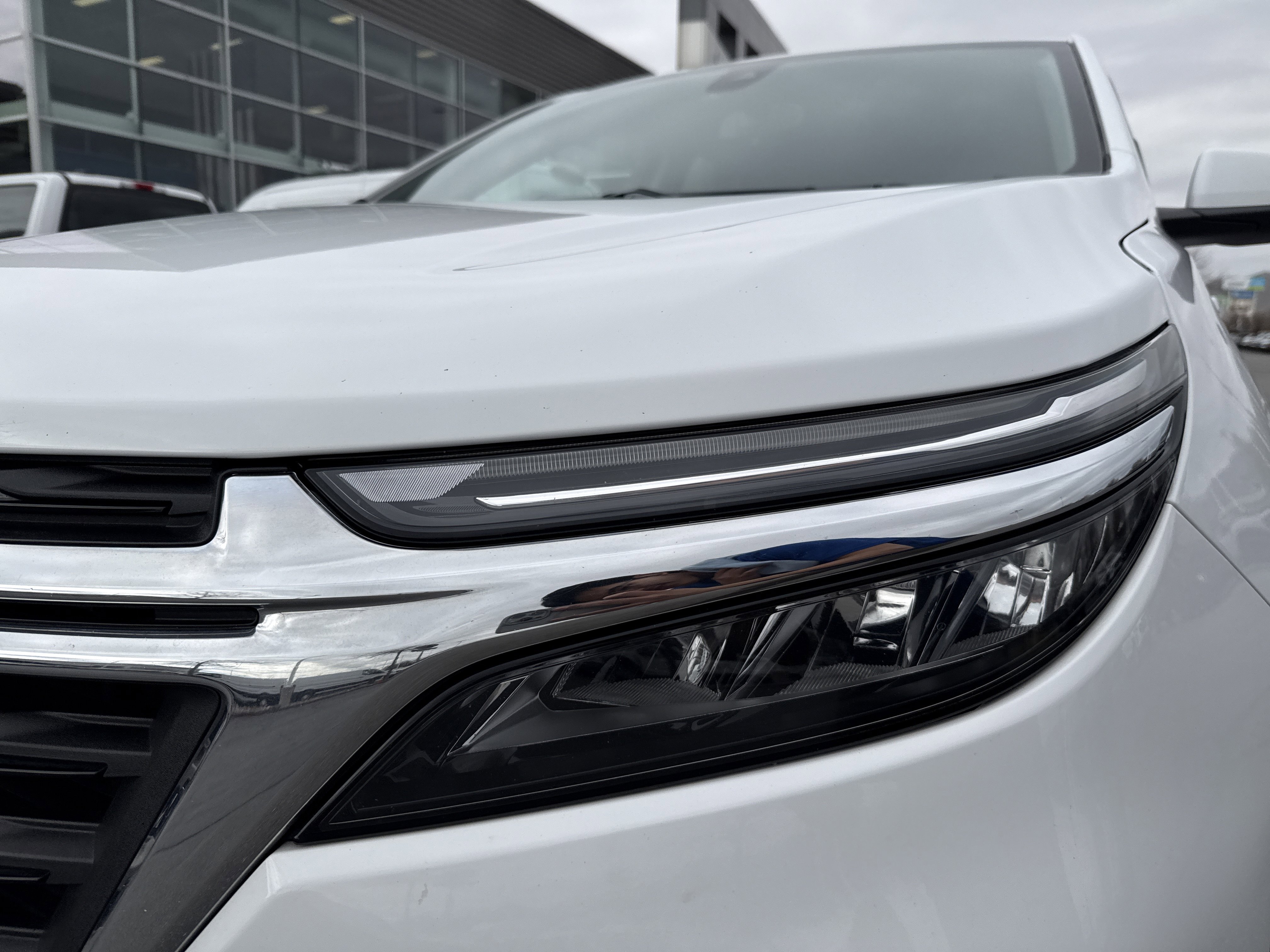 Used 2023 Chevrolet Equinox LT w/ LPO, Floor Liner Package image 11