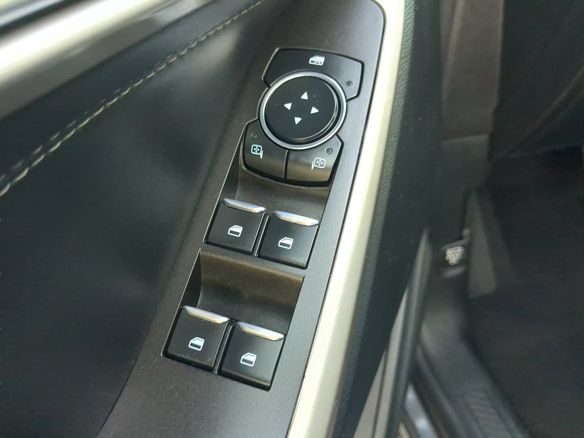 Certified 2023 Ford Explorer XLT AWD/4WD image 56