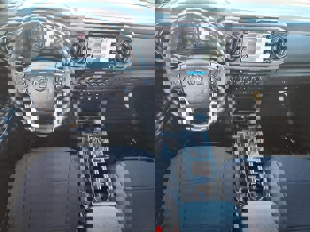 Used 2023 Toyota Tacoma TRD Sport w/ Advanced Technology Package AWD/4WD image 10