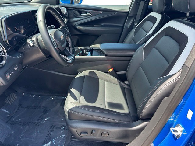 Used 2024 Chevrolet Blazer EV LT AWD/4WD image 19