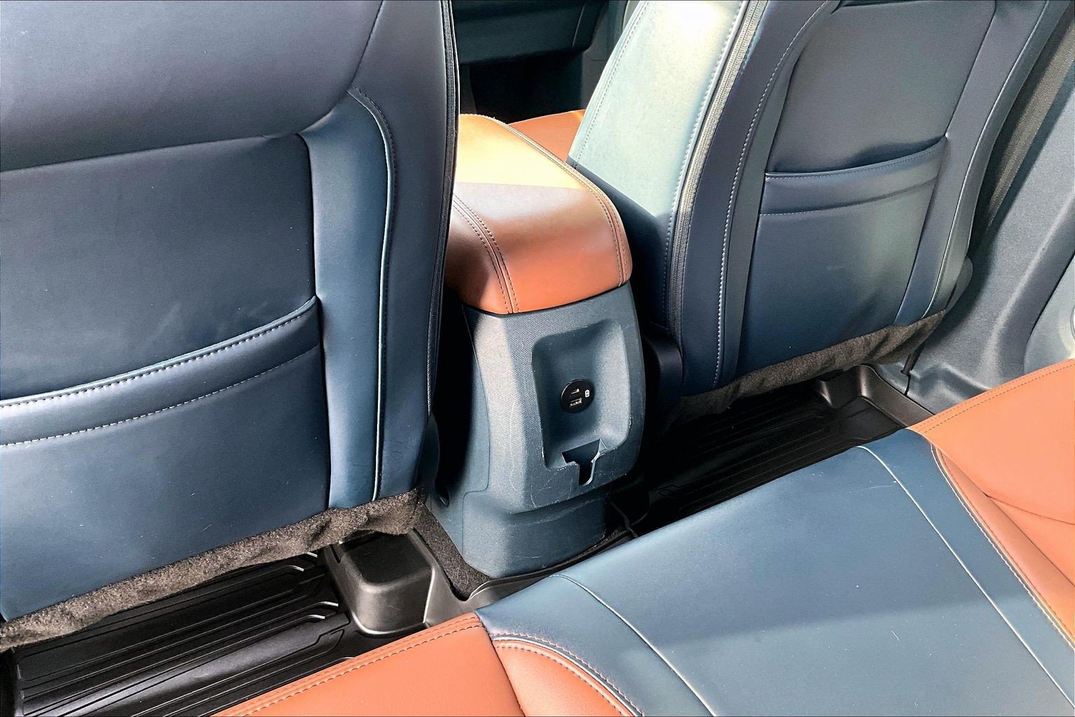 Certified 2022 Ford Maverick Lariat FWD image 11