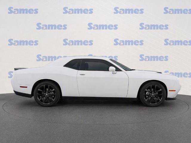 Used 2022 Dodge Challenger SXT w/ Plus Package RWD image 8