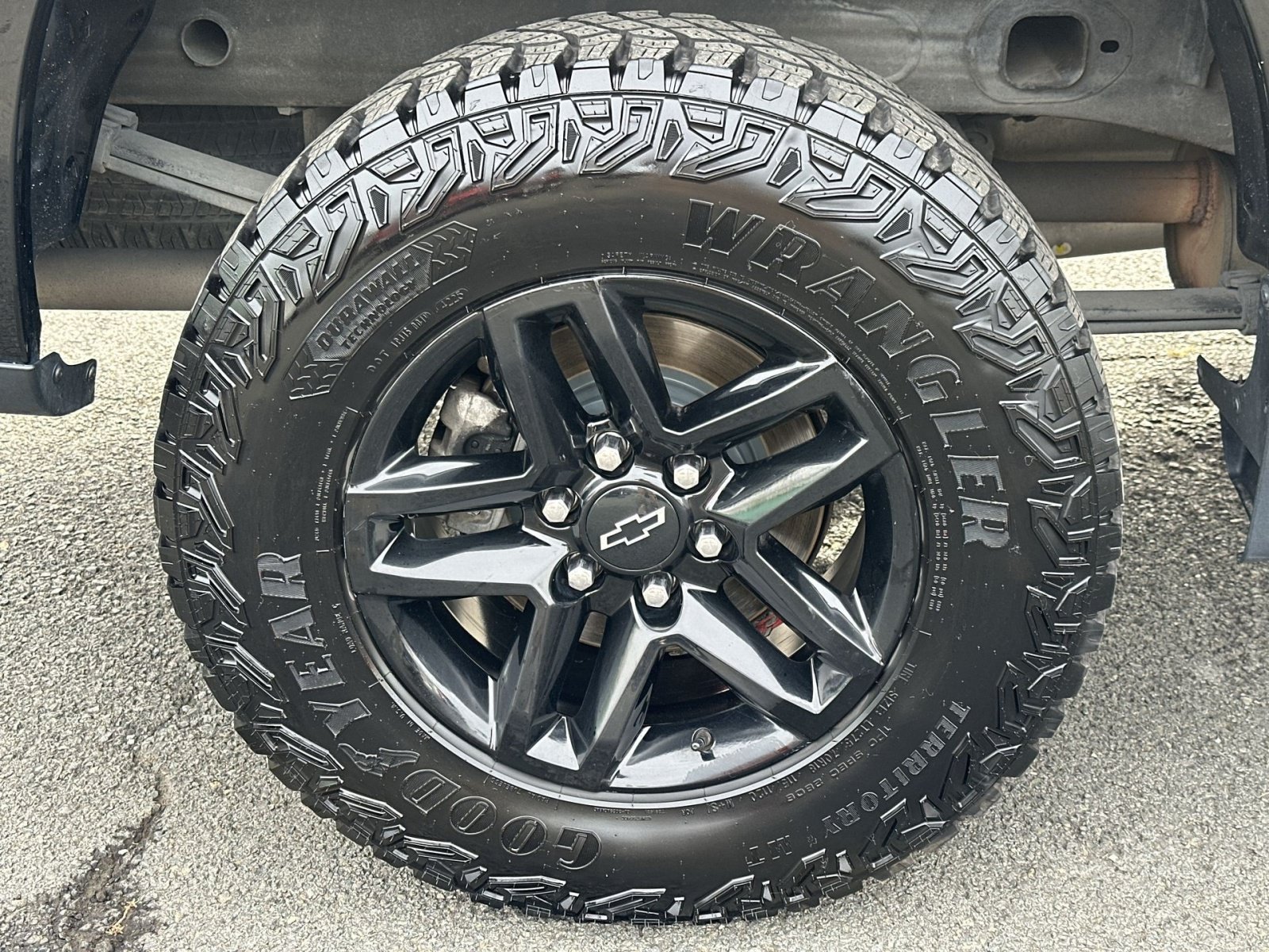 Used 2020 Chevrolet Silverado 1500 LT Trail Boss AWD/4WD image 13