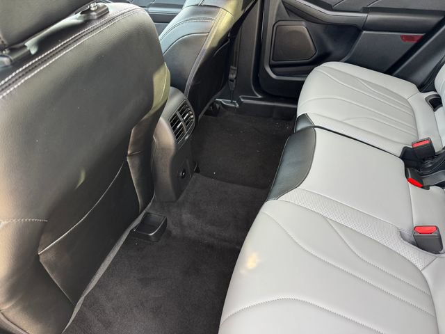 Certified 2025 Ford Escape SE w/ PHEV Premium Package image 17