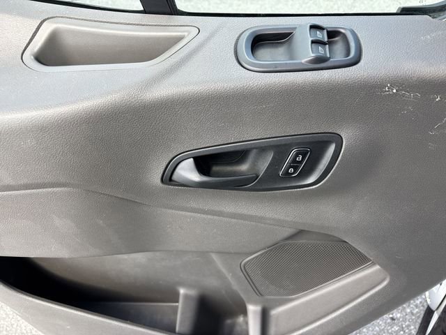 Certified 2023 Ford Transit 250 Medium Roof AWD image 4