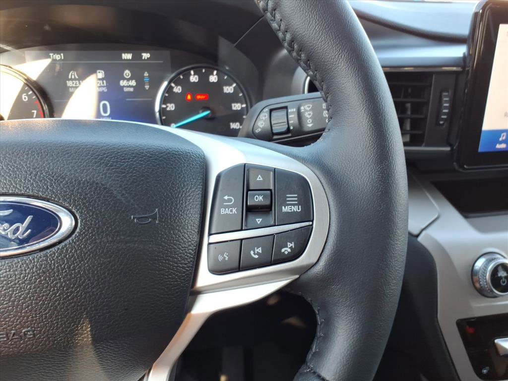 Certified 2023 Ford Explorer XLT w/ Equipment Group 202A image 17