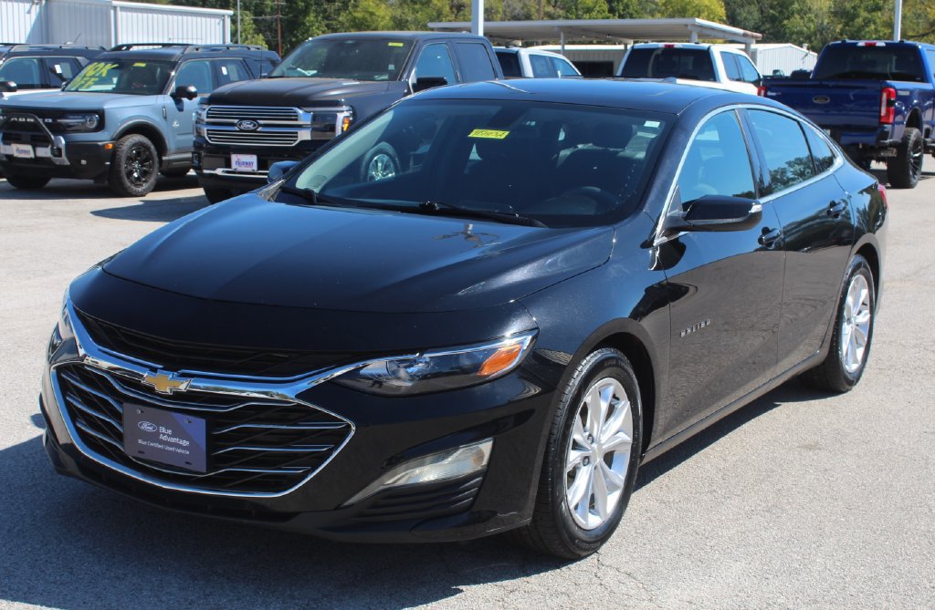 Used 2021 Chevrolet Malibu LT FWD image 4