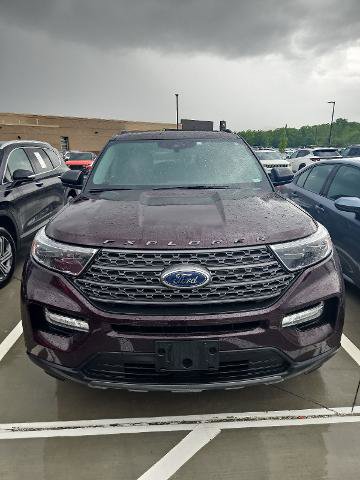 Certified 2022 Ford Explorer XLT w/ Equipment Group 202A
