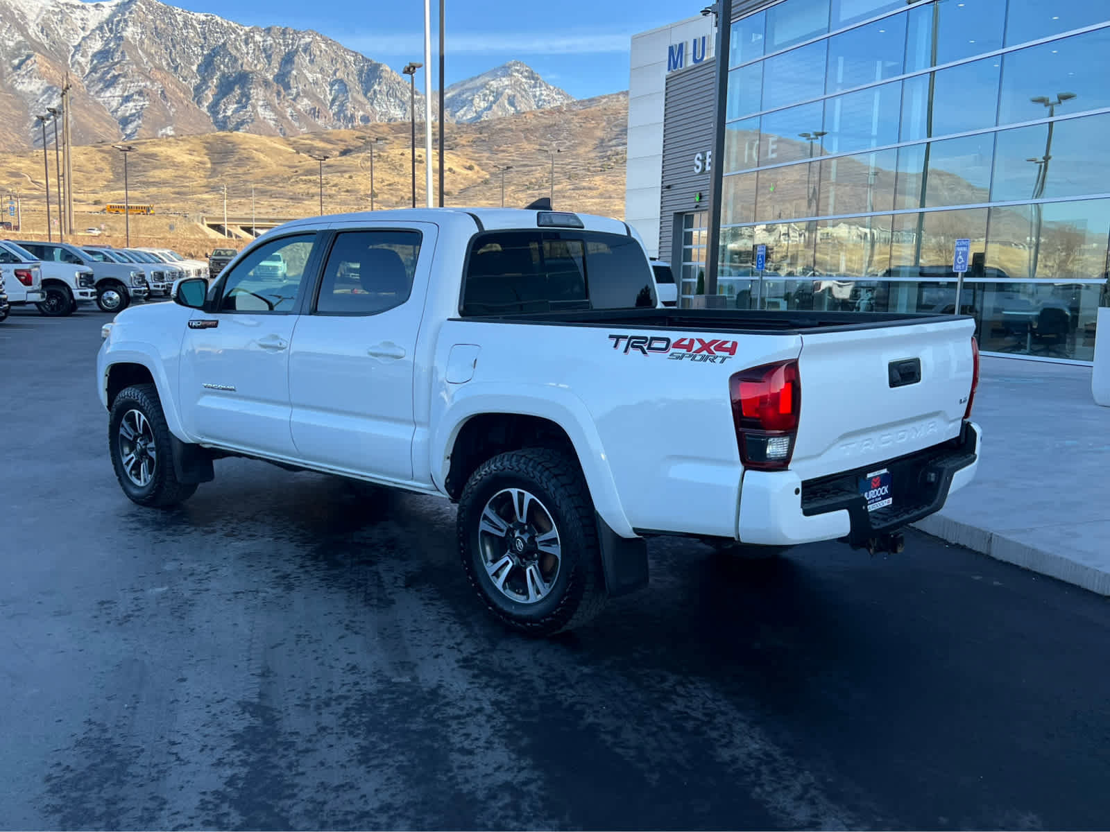Used 2019 Toyota Tacoma TRD Sport w/ Technology Package AWD/4WD image 5