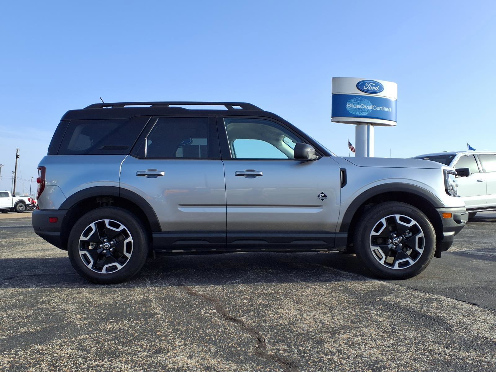 Certified 2023 Ford Bronco Sport Outer Banks image 2