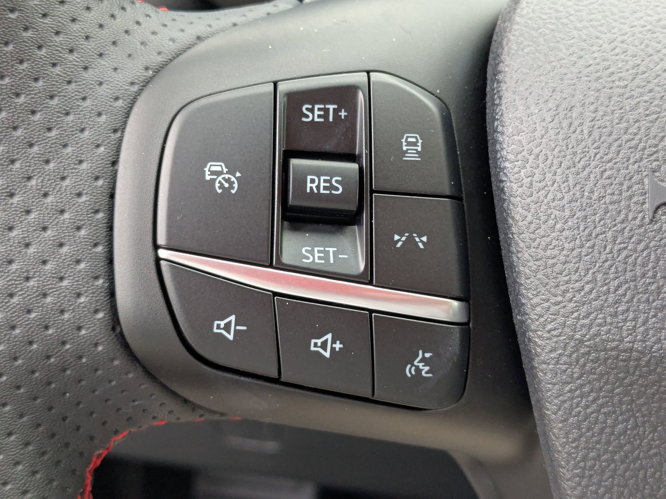 Certified 2023 Ford Escape ST-Line Select w/ Tech Pack #2 image 19