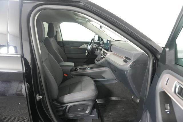 Certified 2025 Ford Explorer Active AWD/4WD image 28