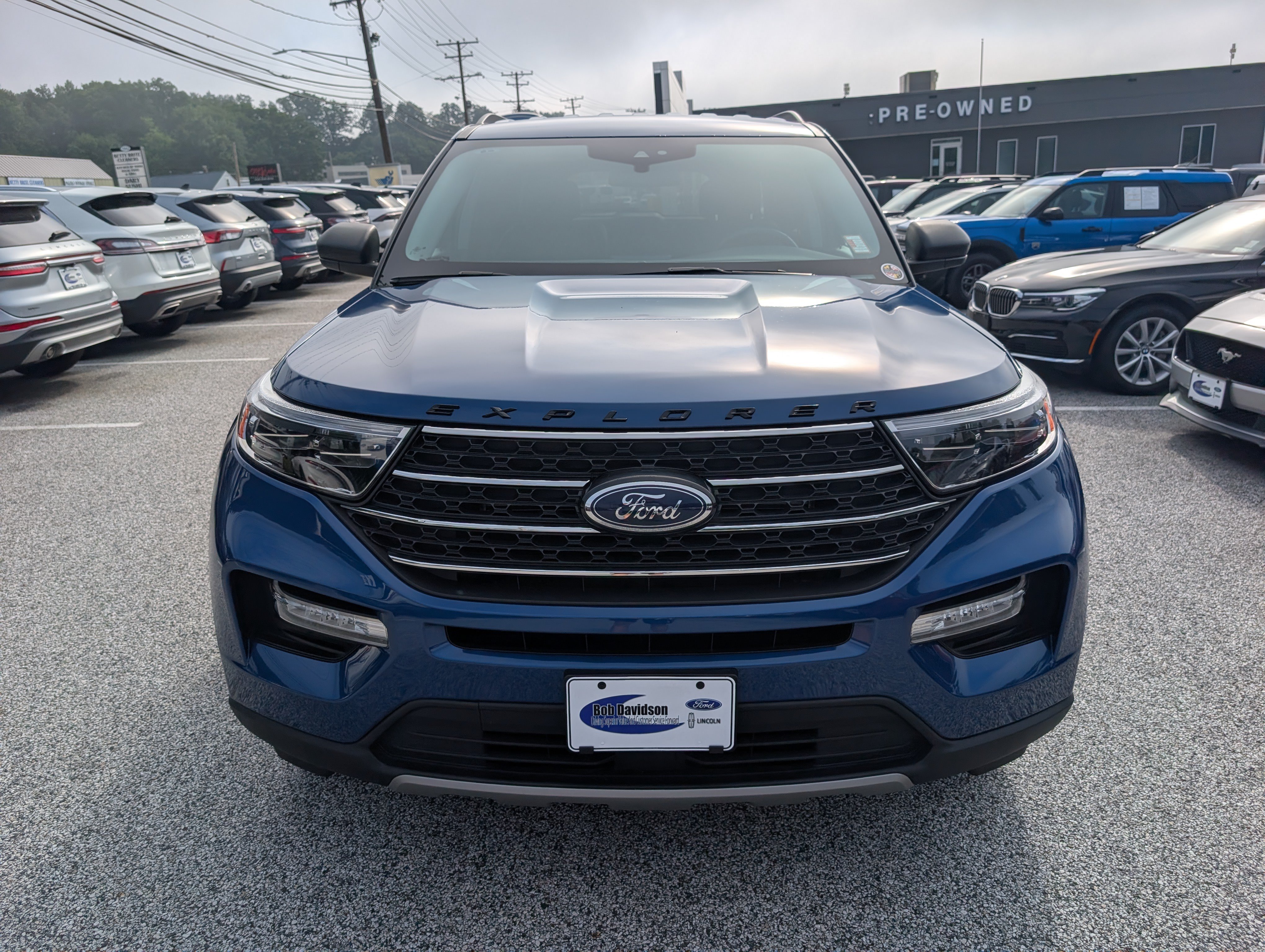 Certified 2023 Ford Explorer XLT w/ Equipment Group 202A AWD/4WD image 10