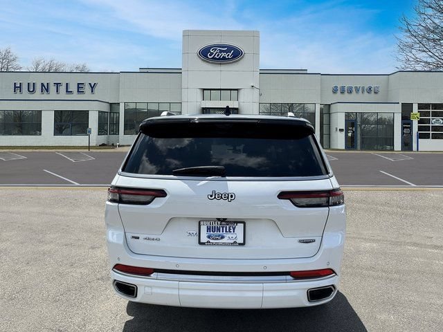 Used 2022 Jeep Grand Cherokee L Summit w/ Advanced Protech Group IV AWD/4WD image 4
