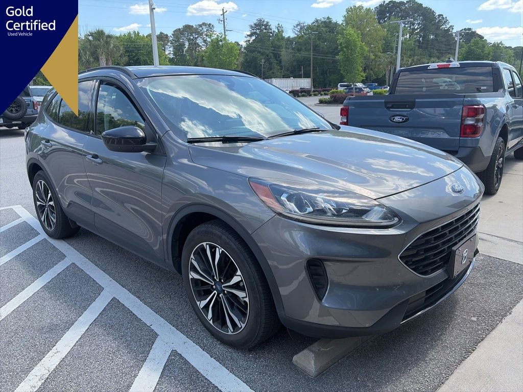 Certified 2022 Ford Escape SE w/ SE Sport Appearance Package FWD image 1
