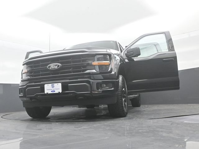 Certified 2024 Ford F150 XLT w/ XLT Black Appearance Package AWD/4WD image 32