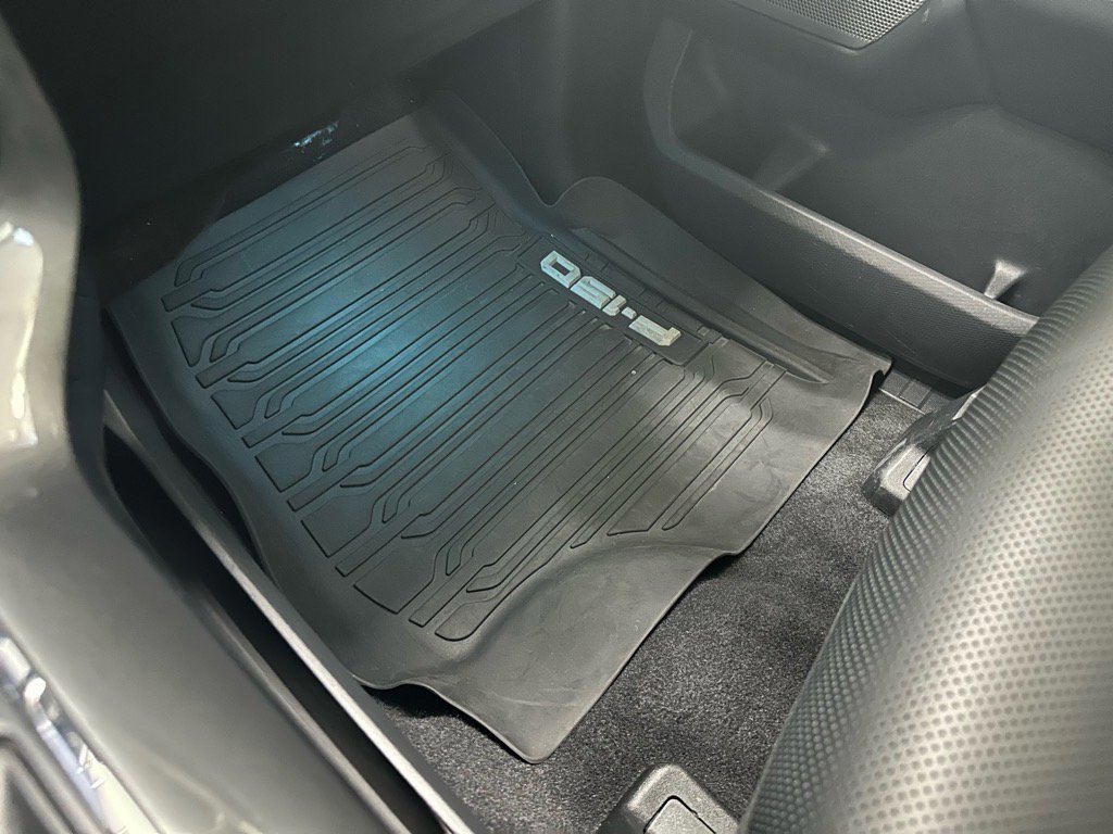 Certified 2023 Ford F150 Lariat w/ Equipment Group 502A High image 48