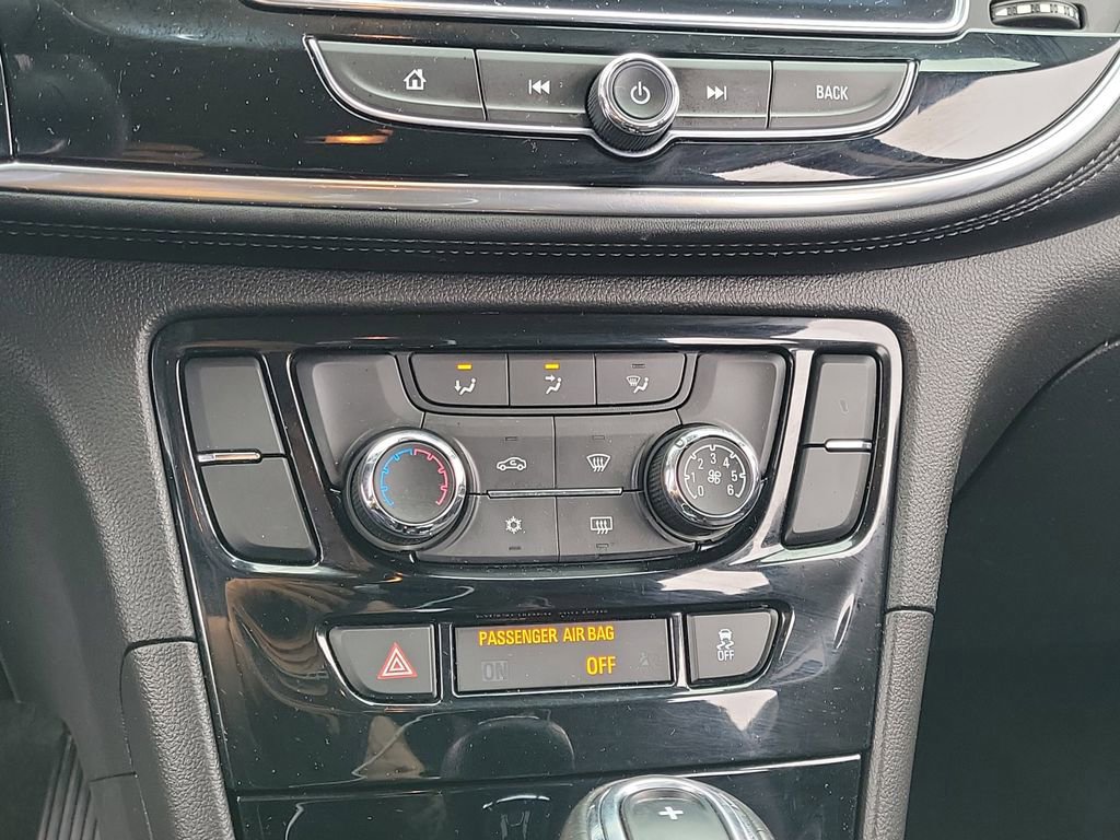 Used 2018 Buick Encore Preferred image 28