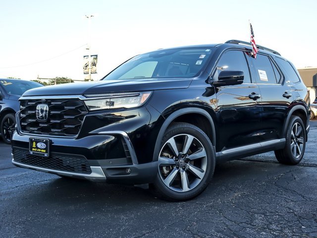 Used 2024 Honda Pilot Elite image 1