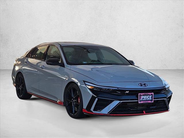 Used 2025 Hyundai Elantra N FWD image 3