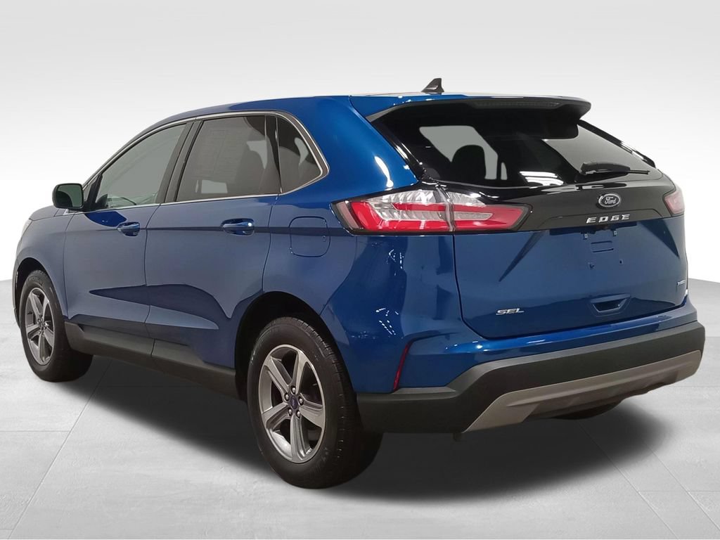 Certified 2022 Ford Edge SEL w/ Convenience Package AWD/4WD image 8
