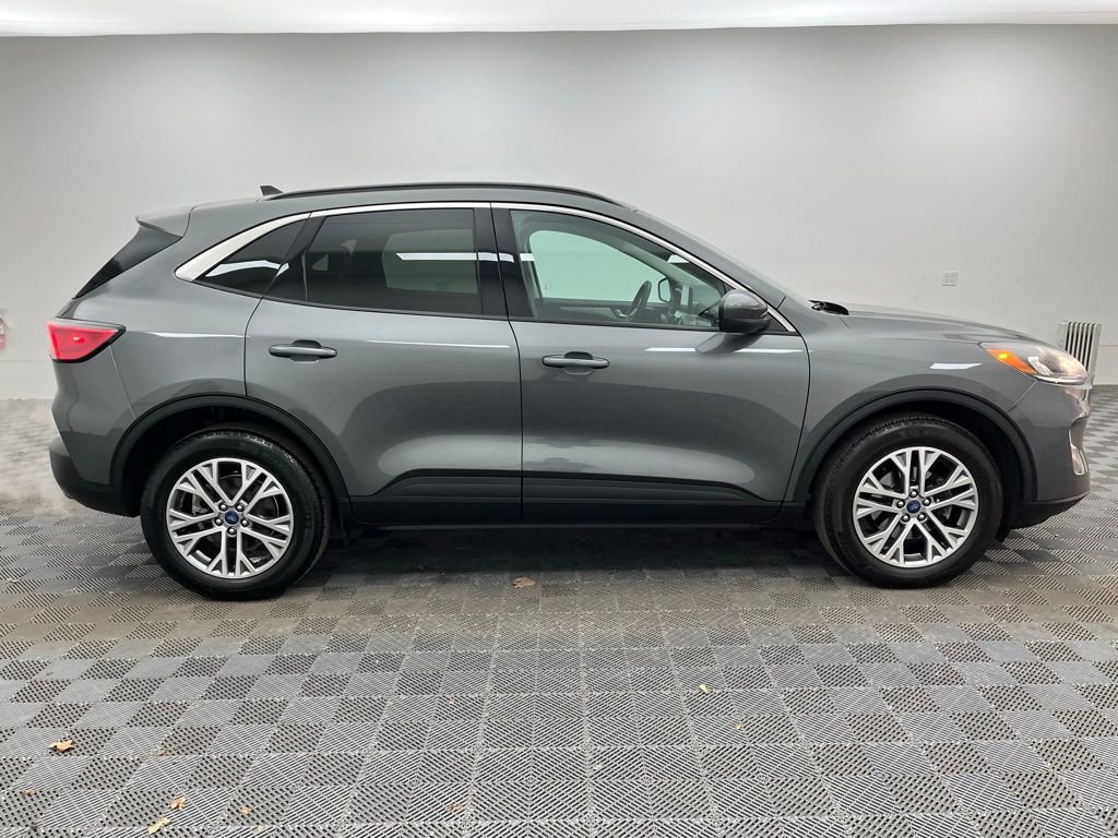 Certified 2022 Ford Escape SEL image 2