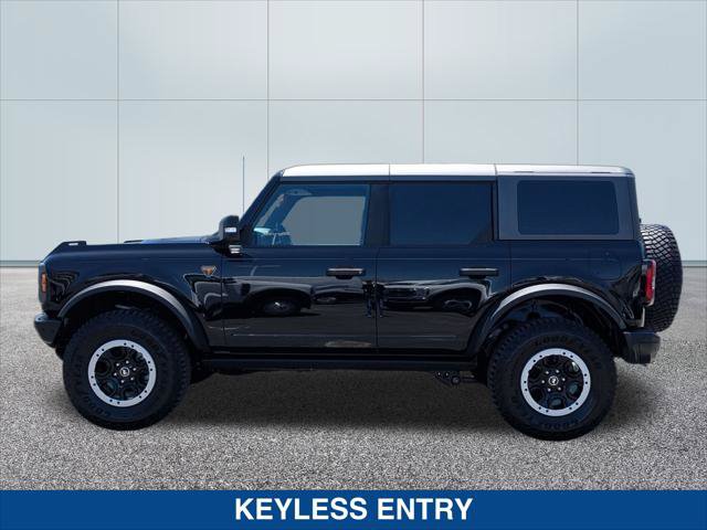 Certified 2023 Ford Bronco Badlands AWD/4WD image 2