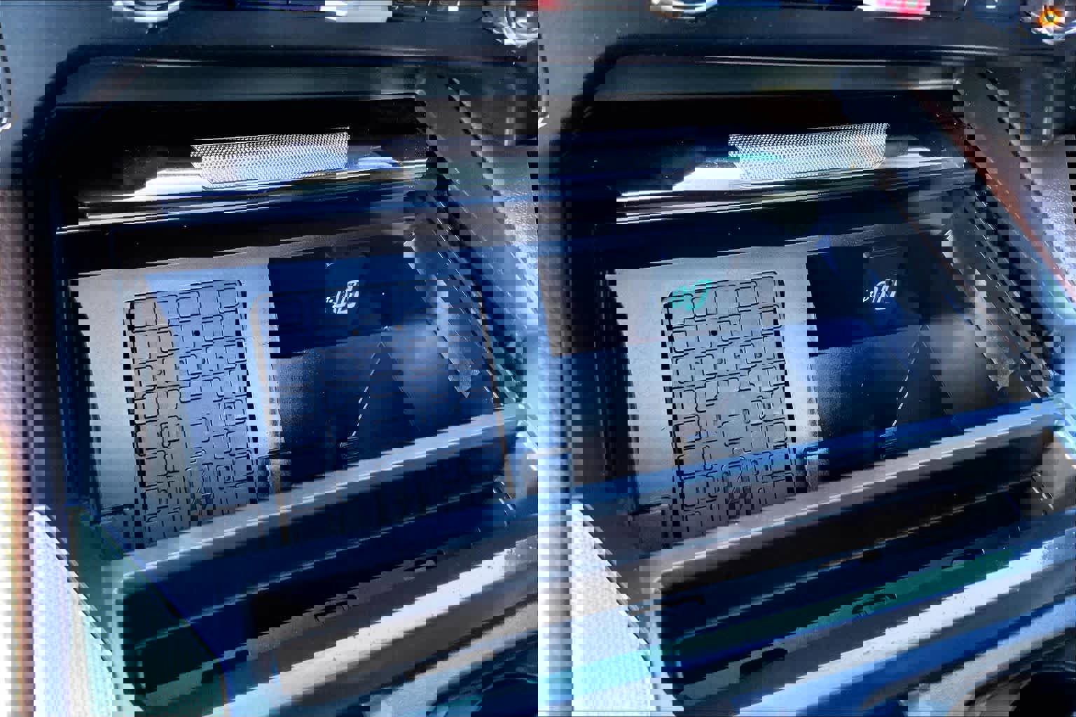 Certified 2024 Ford F250 King Ranch w/ Chrome Package image 30