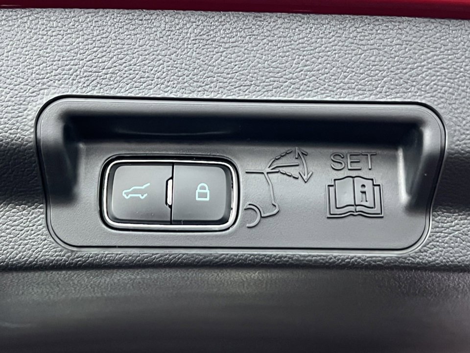 Certified 2023 Ford Explorer XLT w/ Equipment Group 202A image 37