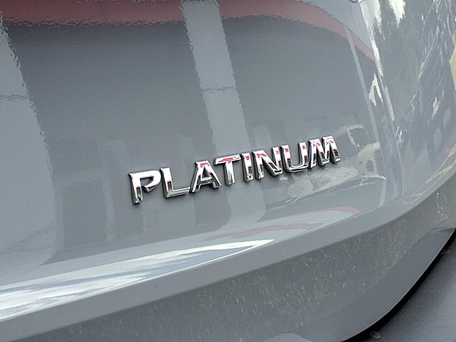 Used 2023 Nissan Rogue Platinum w/ Platinum Premium Package FWD image 11