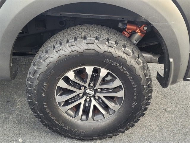 Certified 2019 Ford F150 Raptor w/ Equipment Group 802A Luxury image 8