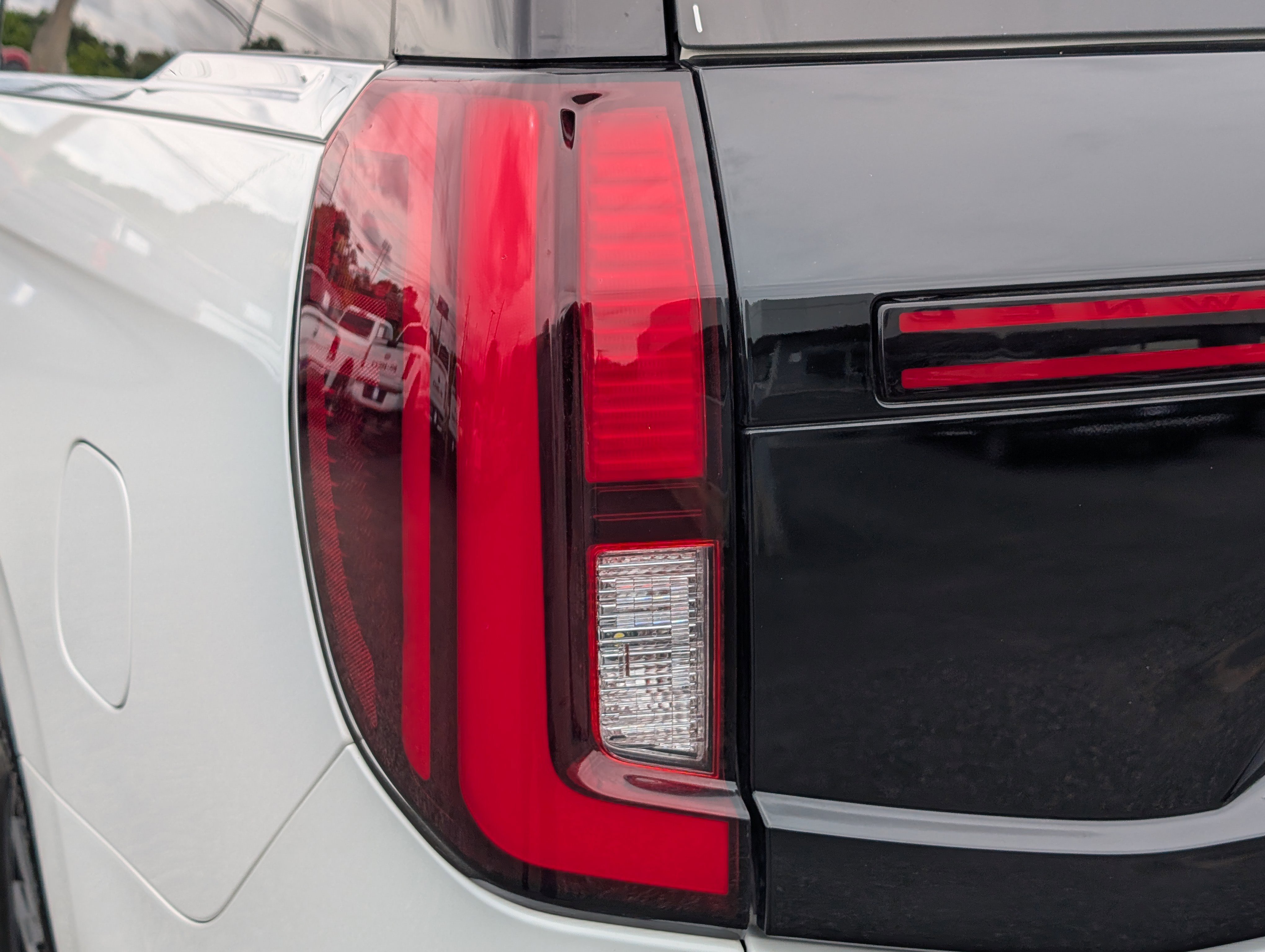 Certified 2025 Ford Expedition Max Platinum AWD/4WD image 12