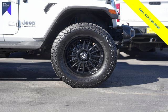 Used 2022 Jeep Gladiator Overland w/ Auxiliary Switch Group image 4