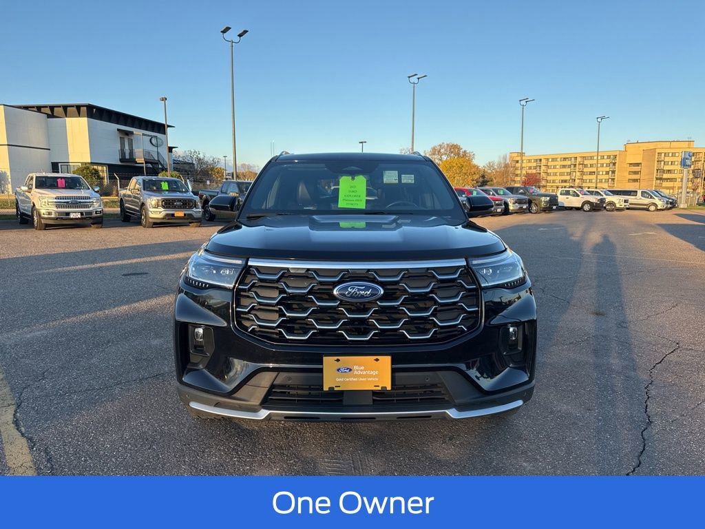 Certified 2025 Ford Explorer Platinum w/ Ultimate Package image 3